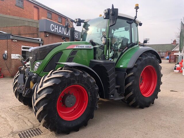 T5012251 FENDT 724 VARIO S4 PROFI+