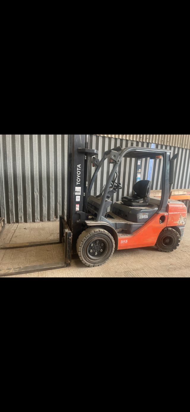 Toyota Forklift 02-8FDJF35  2016