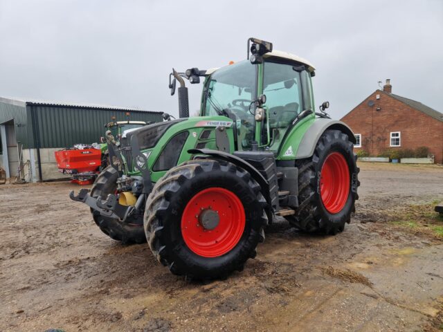 7M006839 FENDT 516 TRACTOR & Q65 LOADER