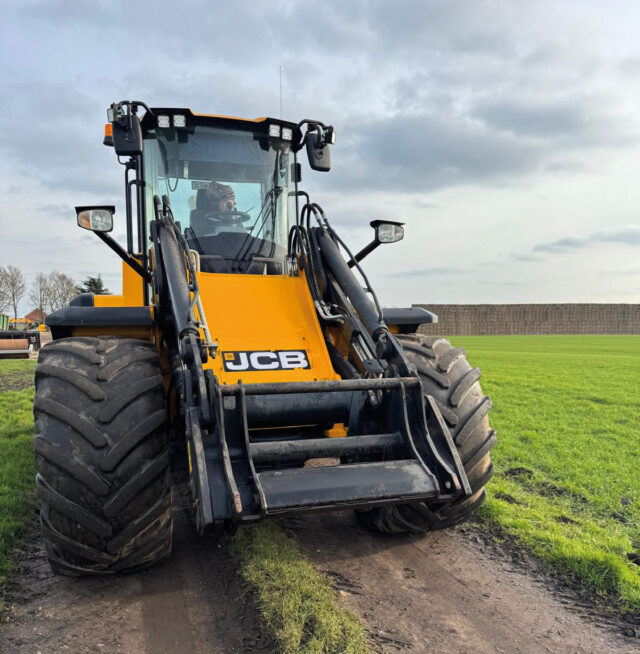 JCB 435S Loading Shovel Contractor Pro