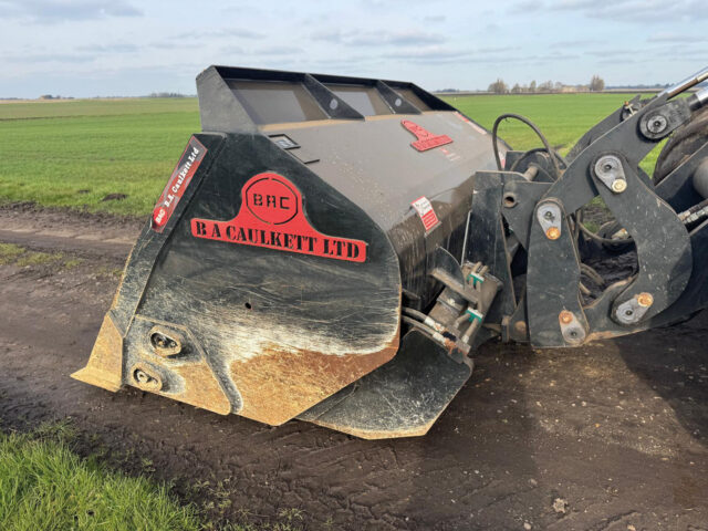 Toe Tip Bucket to fit the JCB 435S