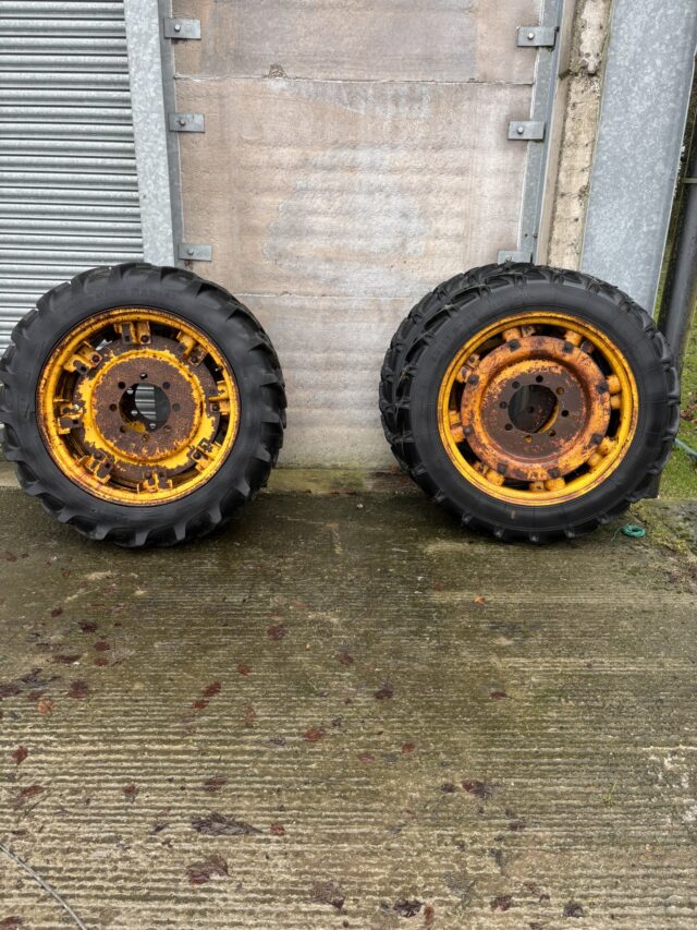 Row Crop Wheels and Tyres