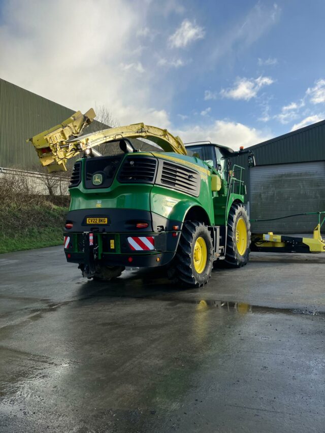 JD 9800 Forage Harvester Year 2022