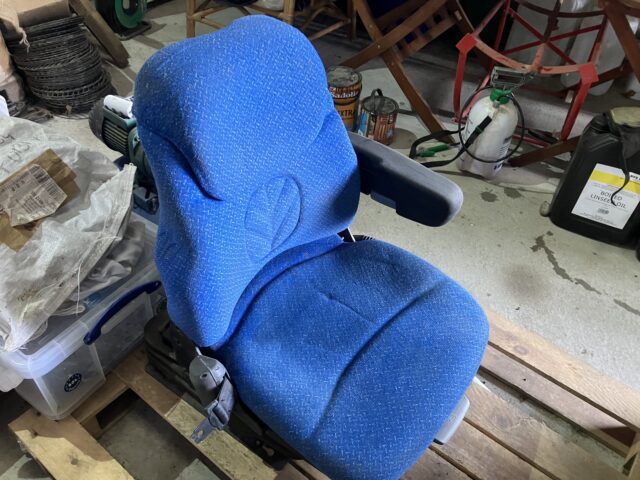 Newholland seat