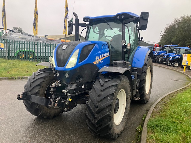 New Holland T7.210 Power Command Classic