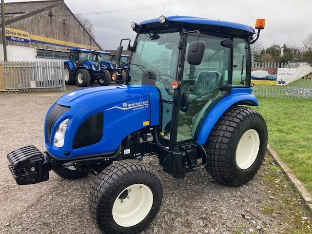 New Holland Boomer 45