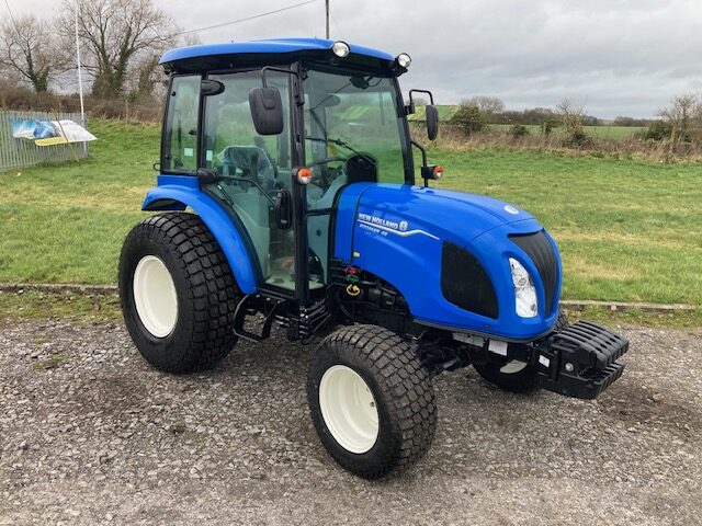 New Holland Boomer 45