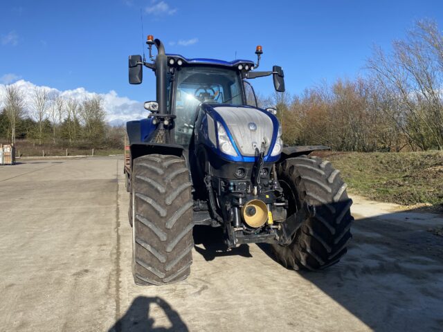 New Holland 315