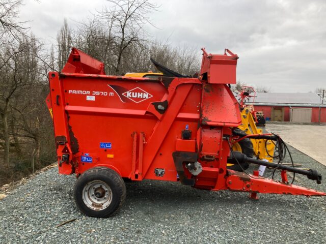 Kuhn 3570M Straw Chopper