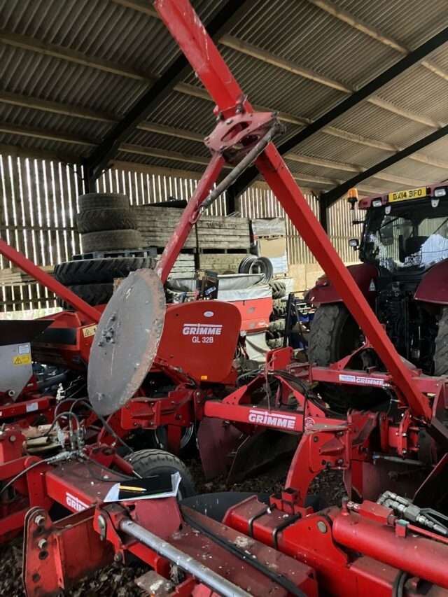 GRIMME 2 ROW BED DORMER