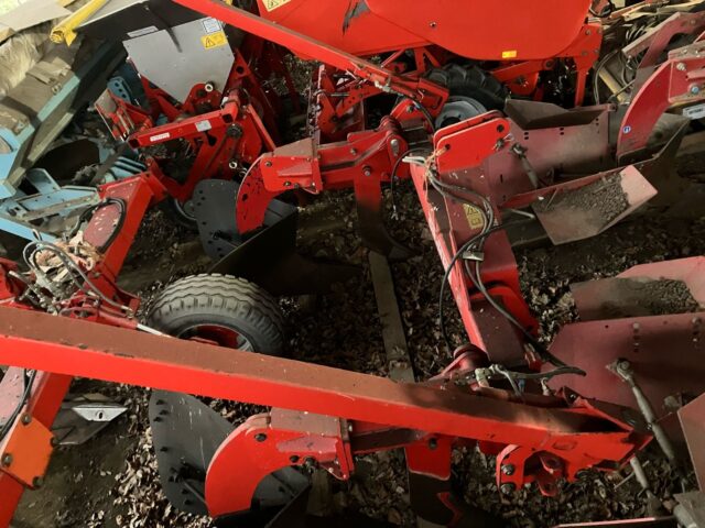 GRIMME 2 ROW BED DORMER