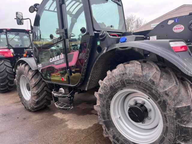 CASE IH 742 Farmlift