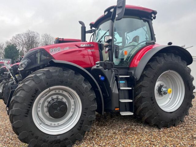 CASE IH Optum 300