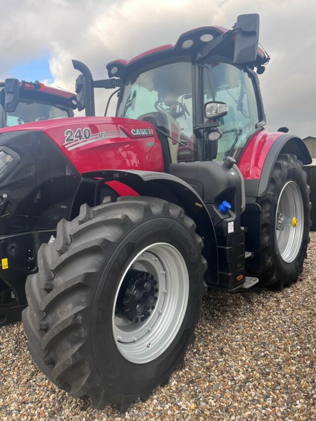 CASE IH Puma 240