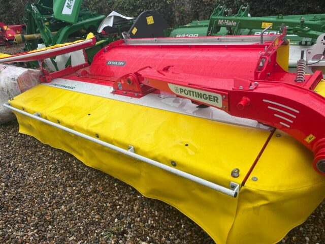 Pottinger Novacat 302