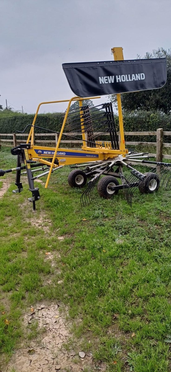 NEW HOLLAND PROROTOR 450 RAKE