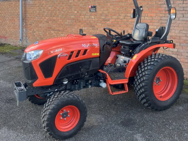 KUBOTA LX401 COMPACT TRACTOR (2023)