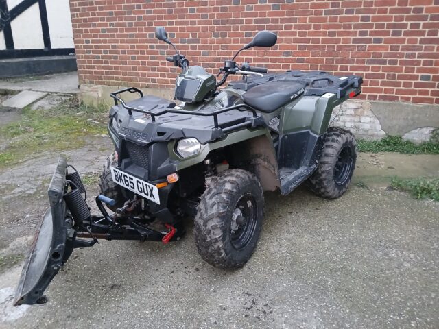 Polaris sportsman 570 2016 with plough