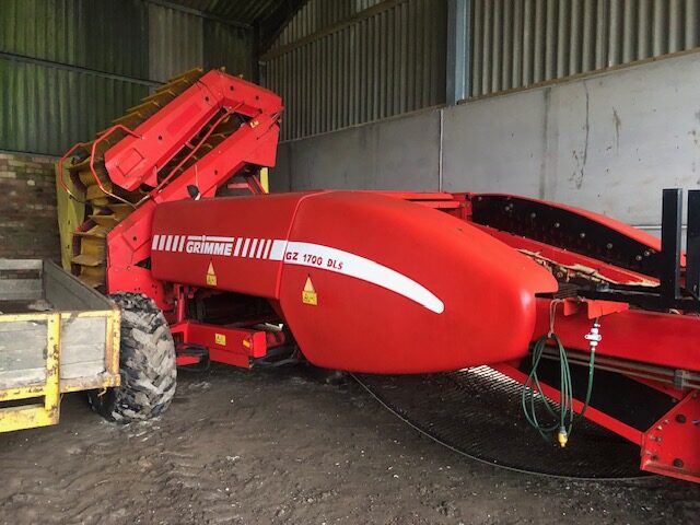 T512359B GRIMME GZ1700DL POTATO HARVEST