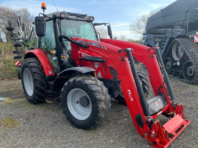 TA003322 2019 MASSEY FERGUSON 5712S ESD4 4WD TRACTOR