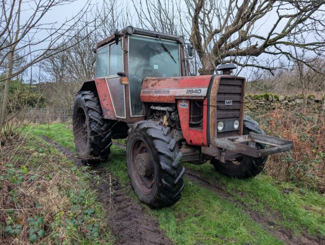 Massey 2640