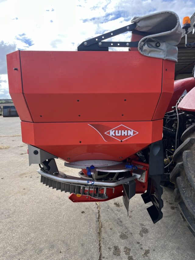 Kuhn Axis 30.1 Fertiliser Spreader 2011