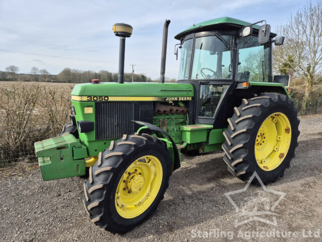 John Deere 3050