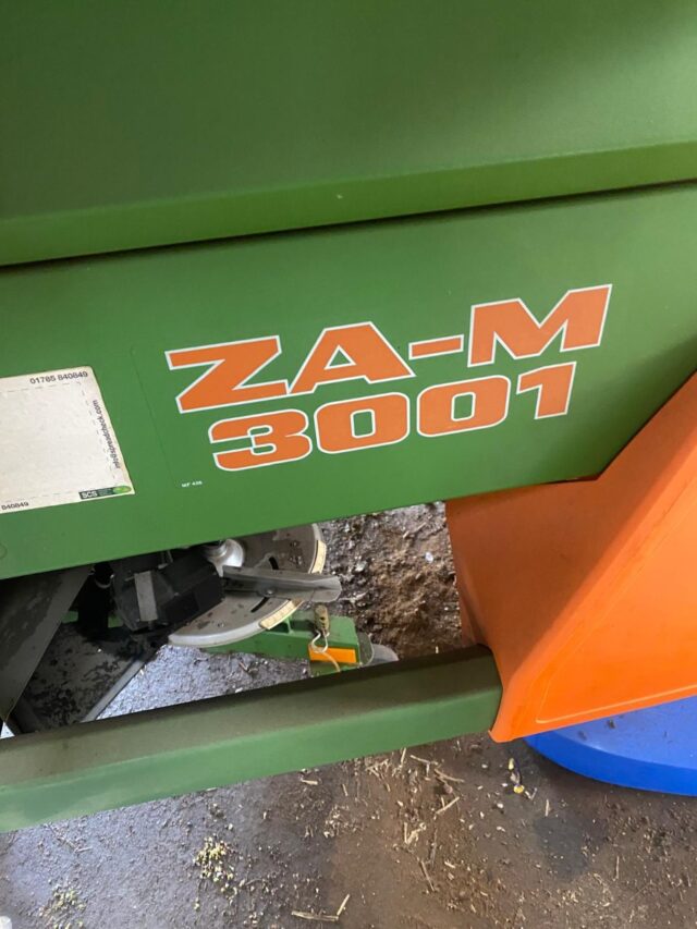 Amazone ZA-M 3001 Fert Spreader