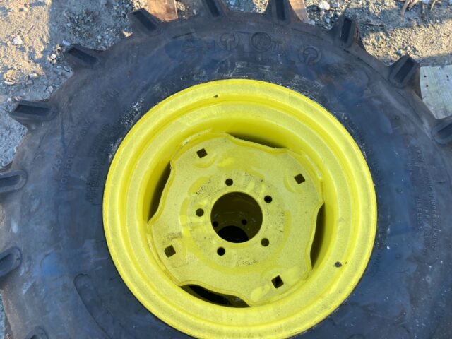 John Deere Compact Wheels & Tyres