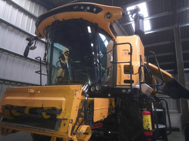 New Holland CX8.80