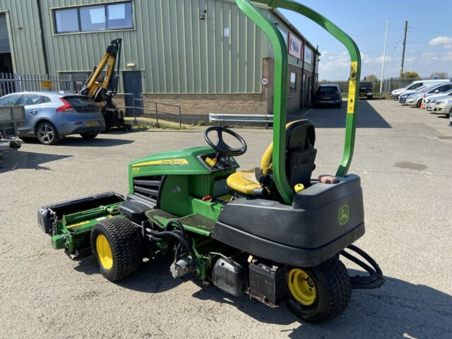 John Deere 2653B Precision Cut Mower