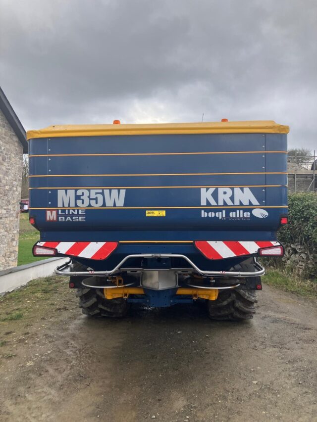 KRM M35W FERTILISER SPREADER