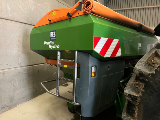 Amazone ZA-TS Profis Hydro Fert Spreader