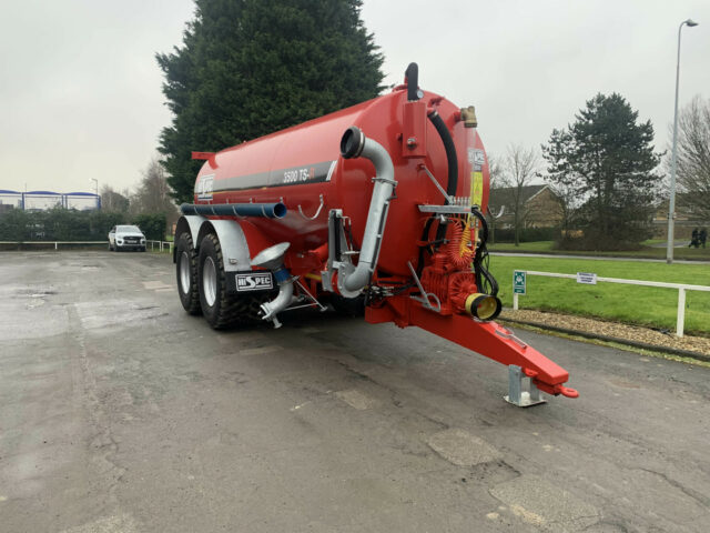 NEW Hi-Spec 3500 TS-R Tanker For Sale