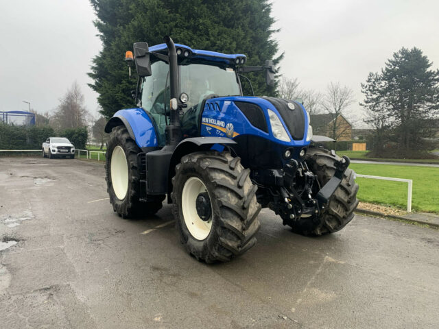 USED New Holland T7.210 Tractor For Sale